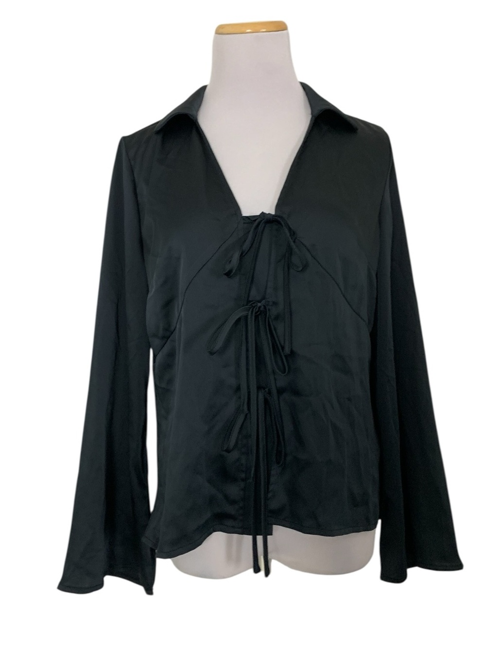 A New Day Satin Triple Tie Front Blouse Women’s S